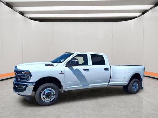 Bright White 2027 RAM 3500 Tradesman