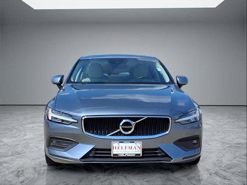 2021 Volvo S60 T5 Momentum