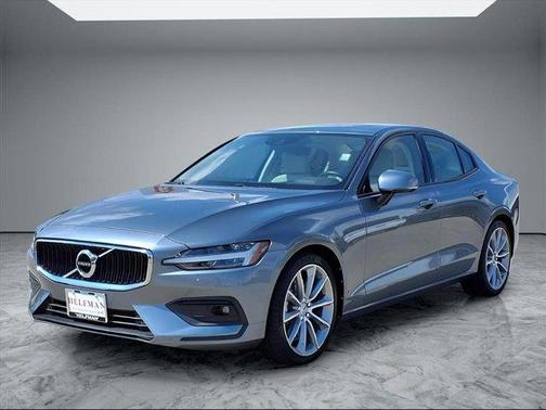 2021 Volvo S60 T5 Momentum