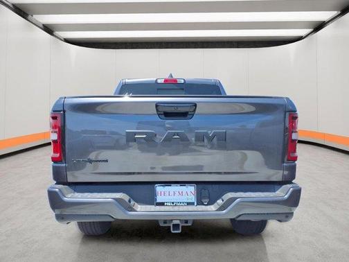 Granite Crystal Clearcoat Metallic 2026 RAM 1500 Big Horn/Lone Star