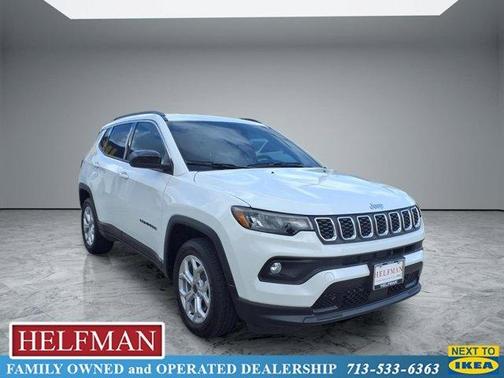 Bright White Clearcoat 2026 Jeep Compass Latitude