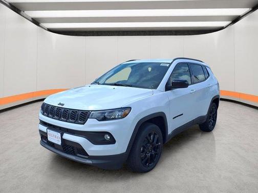 Bright White Clearcoat 2026 Jeep Compass Latitude