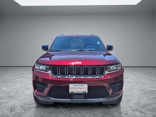 Velvet Red Pearlcoat 2025 Jeep Grand Cherokee Laredo