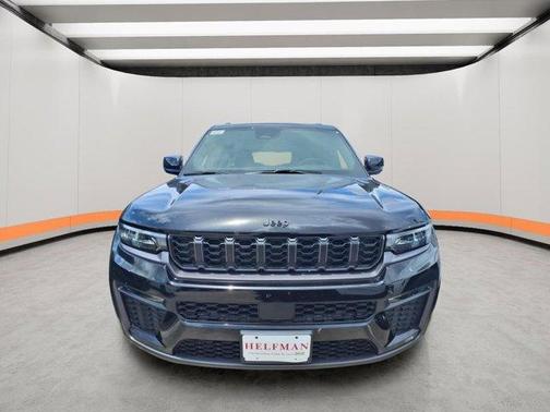 Diamond Black 2026 Jeep Grand Cherokee Limited