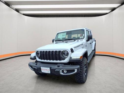 Bright White Clearcoat 2026 Jeep Gladiator Texas Trail