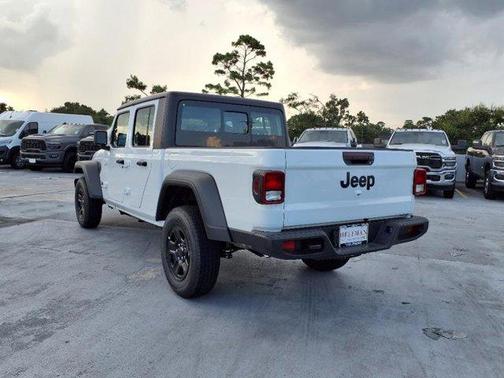 2025 Jeep Gladiator Sport