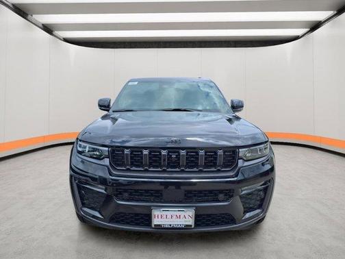 Diamond Black 2026 Jeep Grand Cherokee Limited