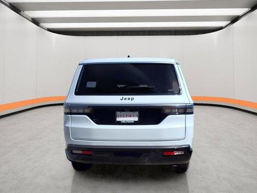 2026 Jeep Grand Wagoneer 