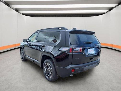 Diamond Black 2026 Jeep Cherokee LAREDO/LIMITED