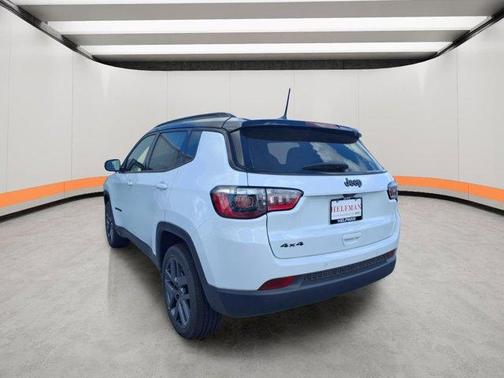 Bright White Clearcoat 2026 Jeep Compass Limited