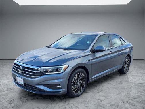 Platinum Gray Metallic 2019 Volkswagen Jetta 1.4T SEL Premium