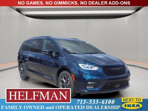 2025 Chrysler Pacifica Hybrid Select