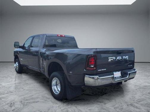 Granite Crystal Clearcoat Metallic 2026 RAM 3500 Big Horn