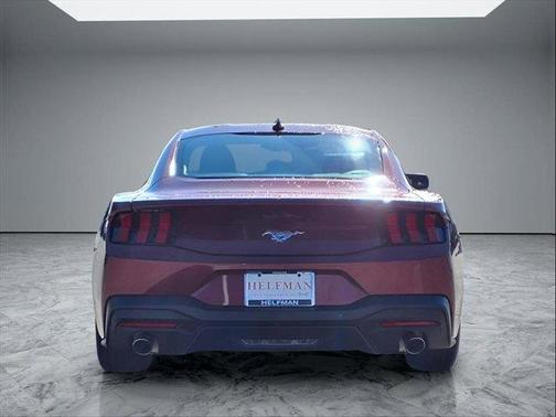 2025 Ford Mustang 