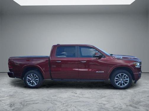 Delmonico Red Pearlcoat 2021 RAM 1500 Laramie