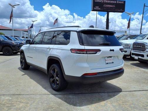 2024 Jeep Grand Cherokee L Laredo