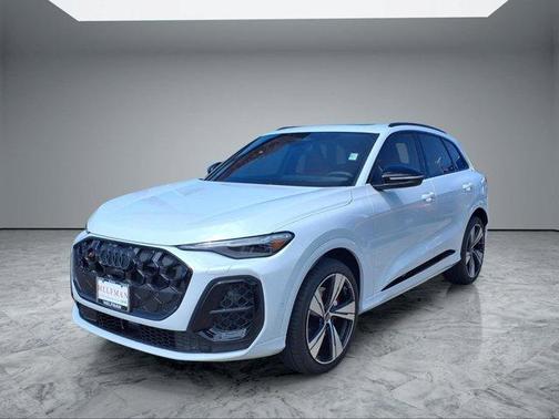 White 2025 Audi SQ5 3.0T quattro Premium