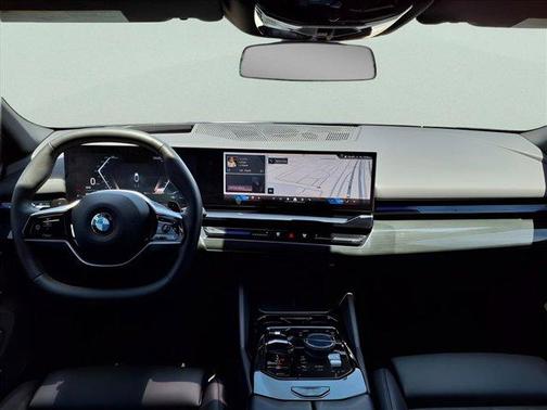 2025 BMW 530 i
