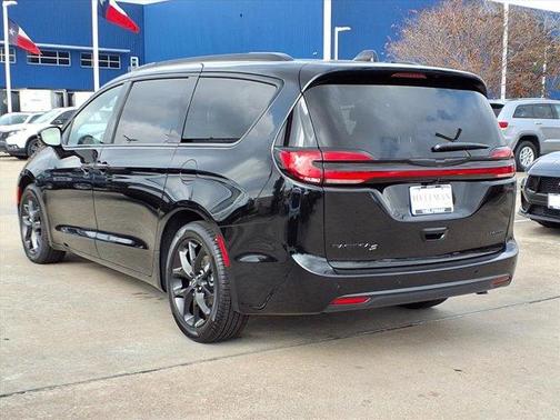 2026 Chrysler Pacifica Limited