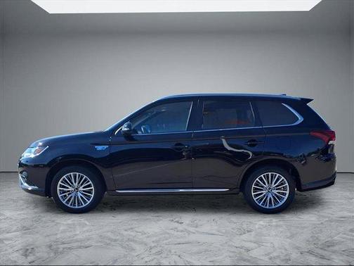 2022 Mitsubishi Outlander PHEV SEL