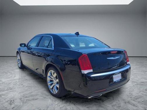Gloss Black 2021 Chrysler 300 Touring L