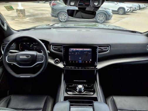 2023 Jeep Wagoneer Series III