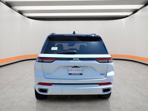 2025 Jeep Grand Cherokee Summit