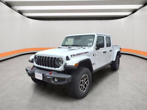 Bright White Clearcoat 2026 Jeep Gladiator Rubicon