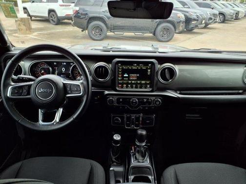 2022 Jeep Wrangler Unlimited Sahara