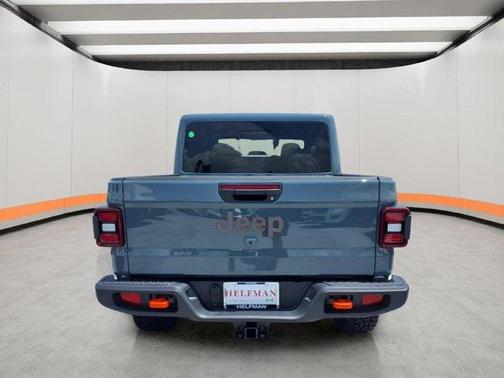 Anvil Clearcoat 2026 Jeep Gladiator Mojave
