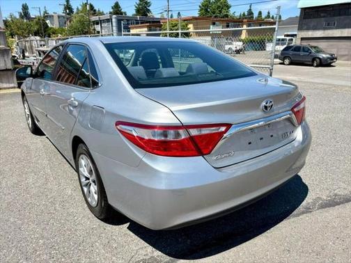 2015 Toyota Camry Hybrid SE