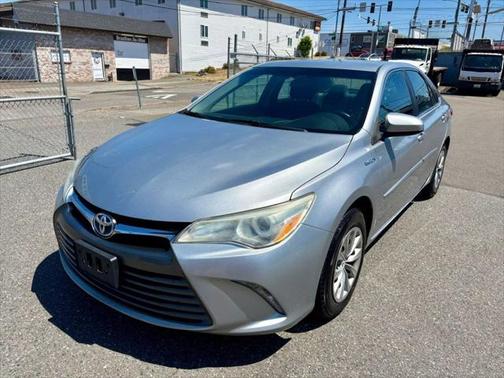 2015 Toyota Camry Hybrid SE