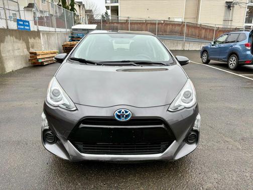 2015 Toyota Prius c Four