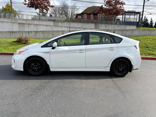 2012 Toyota Prius Three