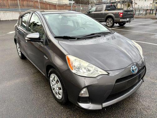 2014 Toyota Prius c Two