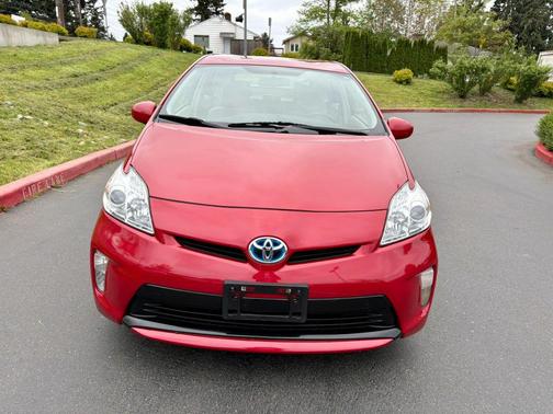 Barcelona Red Metallic 2015 Toyota Prius Two