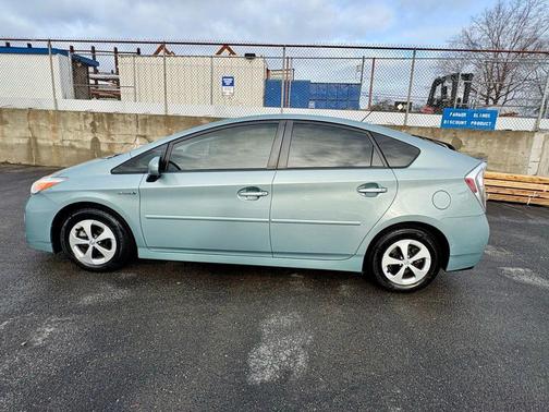 2014 Toyota Prius Two
