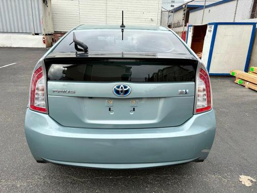 2015 Toyota Prius Three