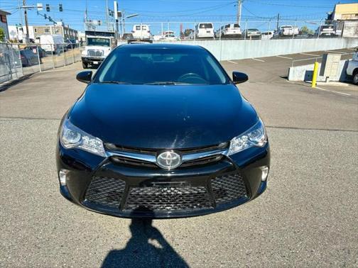 2016 Toyota Camry SE w/Special Edition Pkg