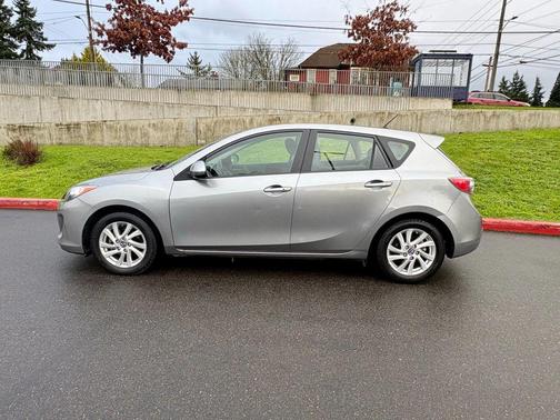 2013 Mazda Mazda3 i Touring