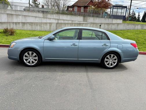 Blue Mirage Metallic 2005 Toyota Avalon XLS