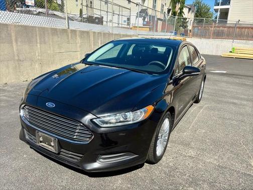 2014 Ford Fusion Hybrid SE