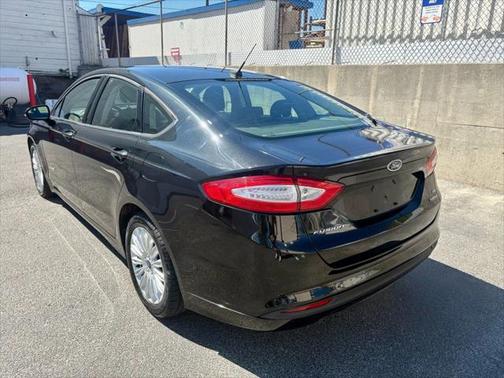 2014 Ford Fusion Hybrid SE