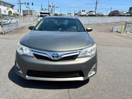2012 Toyota Camry Hybrid XLE