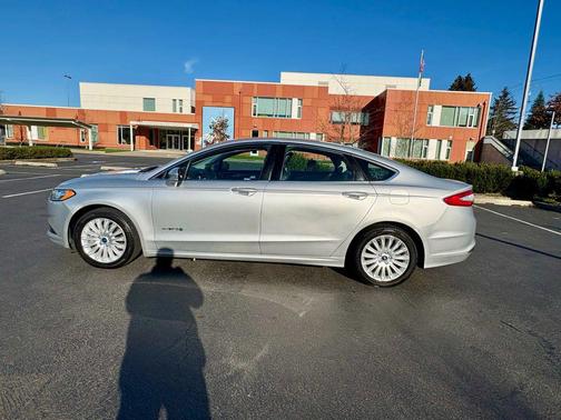 2013 Ford Fusion Hybrid SE Hybrid
