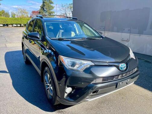 2018 Toyota RAV4 Hybrid XLE