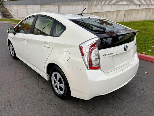 2015 Toyota Prius Four