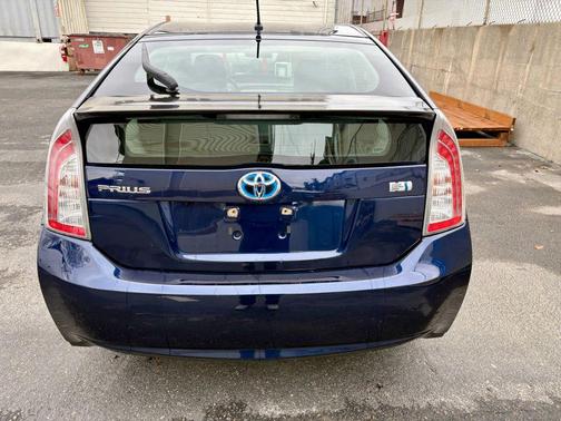 2015 Toyota Prius Two