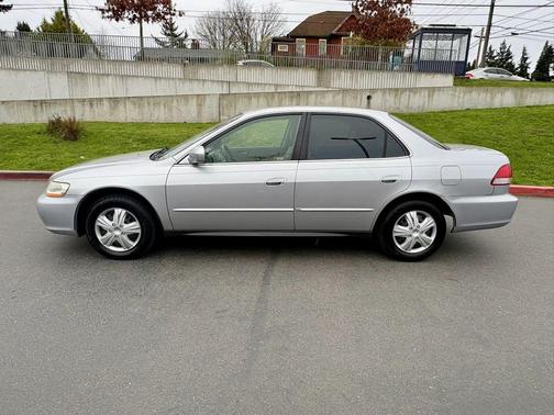 2001 Honda Accord LX Sedan 4D