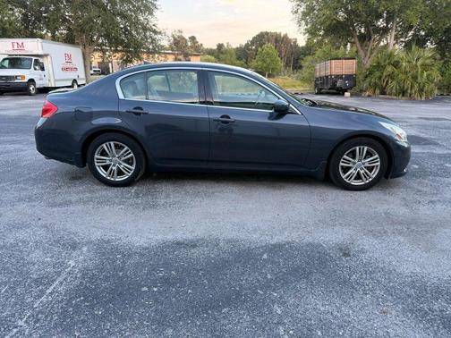 2011 INFINITI G37 Journey